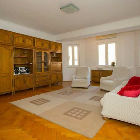 Apis Split Appartement Buitenkant foto